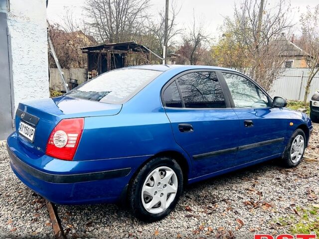 Синій Хендай Елантра, об'ємом двигуна 1.6 л та пробігом 200 тис. км за 3250 $, фото 4 на Automoto.ua