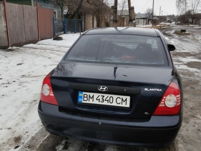 Синий Хендай Элантра, объемом двигателя 1.6 л и пробегом 367 тыс. км за 3800 $, фото 2 на Automoto.ua