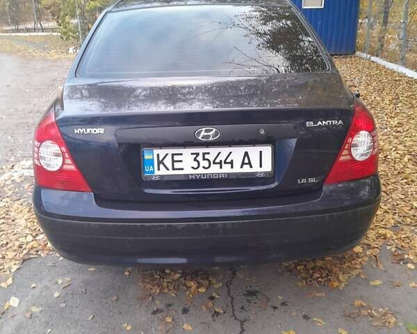 Синий Хендай Элантра, объемом двигателя 1.6 л и пробегом 200 тыс. км за 3700 $, фото 7 на Automoto.ua