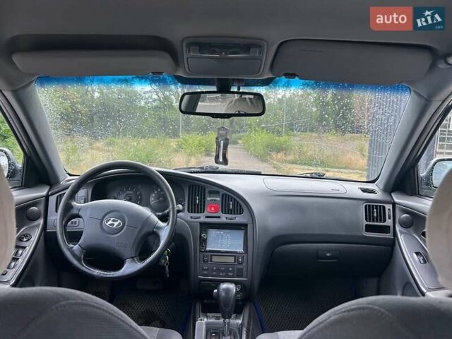 Синий Хендай Элантра, объемом двигателя 2 л и пробегом 320 тыс. км за 4000 $, фото 9 на Automoto.ua