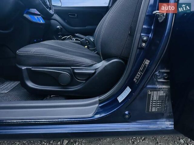 Синій Хендай Елантра, об'ємом двигуна 1.59 л та пробігом 231 тис. км за 5500 $, фото 21 на Automoto.ua