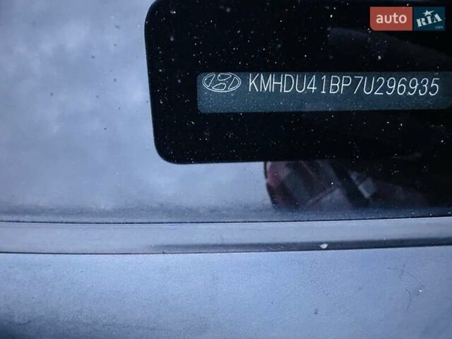 Синій Хендай Елантра, об'ємом двигуна 1.59 л та пробігом 231 тис. км за 5500 $, фото 15 на Automoto.ua