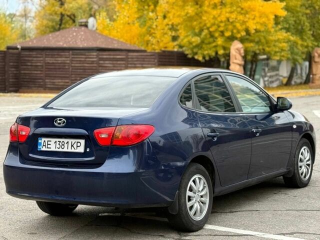 Хендай Элантра 2008 в Днепре (Днепропетровске) на Automoto.ua Синий Хендай Элантра, объемом двигателя 1 л и пробегом 284 тыс. км за 5800 $, фото 3 на Automoto.ua