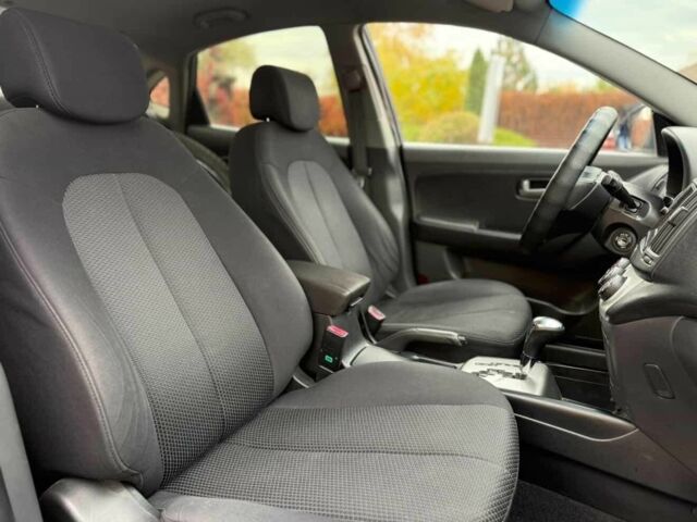 Синий Хендай Элантра, объемом двигателя 2 л и пробегом 284 тыс. км за 5499 $, фото 7 на Automoto.ua