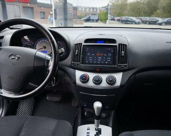 Синий Хендай Элантра, объемом двигателя 1.59 л и пробегом 287 тыс. км за 6300 $, фото 13 на Automoto.ua