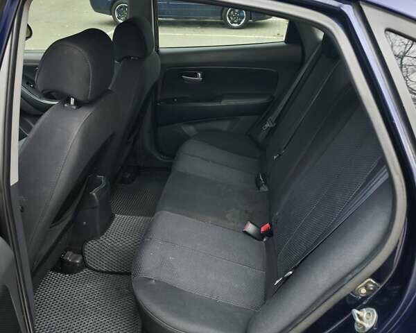 Синий Хендай Элантра, объемом двигателя 1.59 л и пробегом 287 тыс. км за 6300 $, фото 12 на Automoto.ua