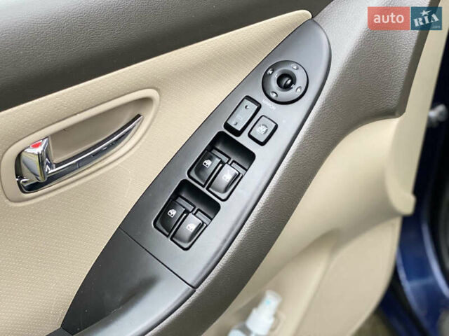 Синий Хендай Элантра, объемом двигателя 1.98 л и пробегом 238 тыс. км за 6999 $, фото 9 на Automoto.ua