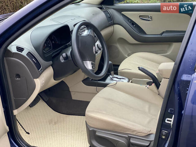 Синий Хендай Элантра, объемом двигателя 1.98 л и пробегом 238 тыс. км за 6999 $, фото 8 на Automoto.ua