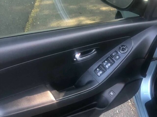 Синий Хендай Элантра, объемом двигателя 1.6 л и пробегом 133 тыс. км за 6250 $, фото 4 на Automoto.ua