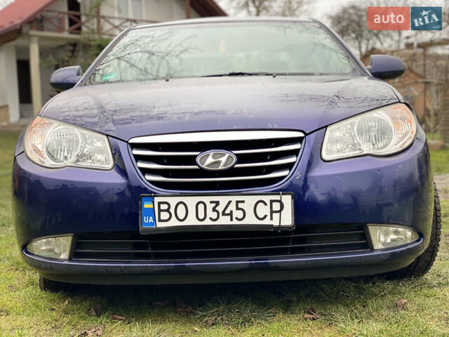 Синий Хендай Элантра, объемом двигателя 1.98 л и пробегом 238 тыс. км за 6999 $, фото 4 на Automoto.ua
