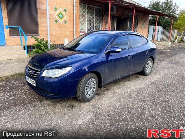Синий Хендай Элантра, объемом двигателя 1.6 л и пробегом 210 тыс. км за 4000 $, фото 2 на Automoto.ua