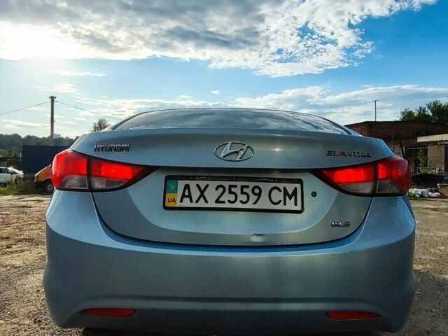 Синий Хендай Элантра, объемом двигателя 1.6 л и пробегом 102 тыс. км за 8700 $, фото 3 на Automoto.ua