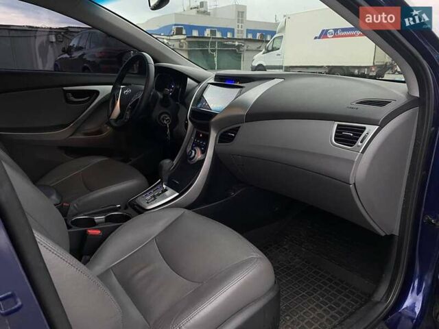 Синій Хендай Елантра, об'ємом двигуна 1.8 л та пробігом 215 тис. км за 8990 $, фото 23 на Automoto.ua