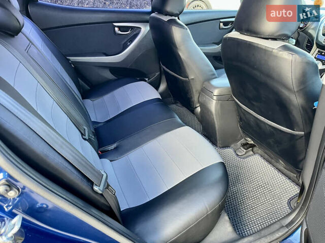 Синій Хендай Елантра, об'ємом двигуна 1.8 л та пробігом 160 тис. км за 9300 $, фото 9 на Automoto.ua