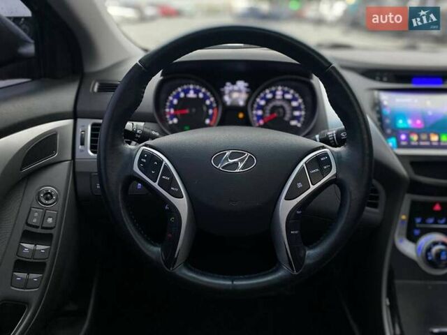 Синий Хендай Элантра, объемом двигателя 1.8 л и пробегом 215 тыс. км за 7990 $, фото 39 на Automoto.ua