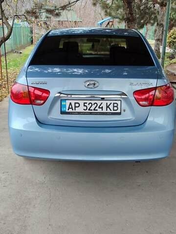 Синий Хендай Элантра, объемом двигателя 1.49 л и пробегом 162 тыс. км за 8000 $, фото 1 на Automoto.ua