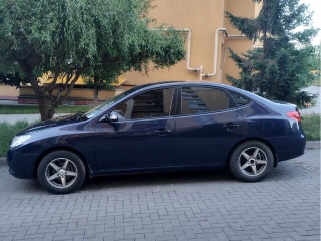 Синій Хендай Елантра, об'ємом двигуна 1.6 л та пробігом 55 тис. км за 7300 $, фото 1 на Automoto.ua
