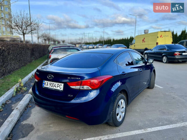 Синій Хендай Елантра, об'ємом двигуна 1.8 л та пробігом 160 тис. км за 9300 $, фото 4 на Automoto.ua