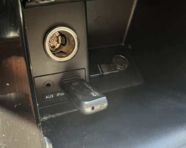 Хендай Элантра 2011 в Киеве на Automoto.ua Синий Хендай Элантра, объемом двигателя 1.8 л и пробегом 200 тыс. км за 8500 $, фото 12 на Automoto.ua