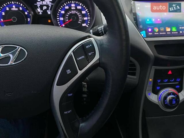Синій Хендай Елантра, об'ємом двигуна 1.8 л та пробігом 215 тис. км за 8990 $, фото 32 на Automoto.ua