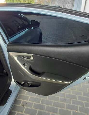 Синий Хендай Элантра, объемом двигателя 1.8 л и пробегом 145 тыс. км за 9700 $, фото 18 на Automoto.ua