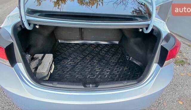 Синий Хендай Элантра, объемом двигателя 1.8 л и пробегом 145 тыс. км за 9700 $, фото 52 на Automoto.ua