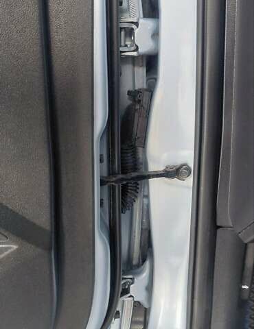 Синий Хендай Элантра, объемом двигателя 1.8 л и пробегом 145 тыс. км за 9700 $, фото 62 на Automoto.ua