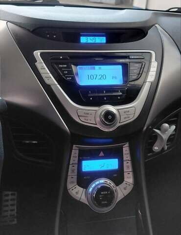 Синий Хендай Элантра, объемом двигателя 1.8 л и пробегом 145 тыс. км за 9700 $, фото 28 на Automoto.ua