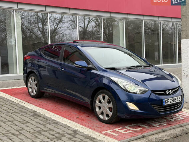 Синий Хендай Элантра, объемом двигателя 1.8 л и пробегом 160 тыс. км за 8800 $, фото 2 на Automoto.ua