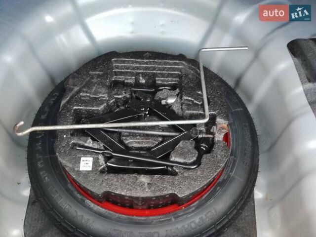 Синій Хендай Елантра, об'ємом двигуна 1.59 л та пробігом 97 тис. км за 10200 $, фото 4 на Automoto.ua