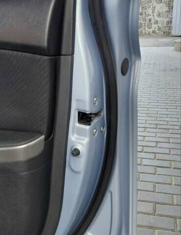 Синий Хендай Элантра, объемом двигателя 1.8 л и пробегом 145 тыс. км за 9700 $, фото 29 на Automoto.ua