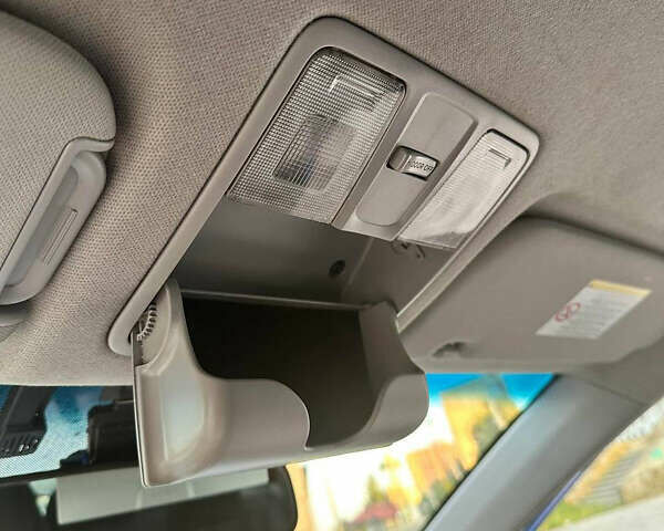 Синій Хендай Елантра, об'ємом двигуна 1.8 л та пробігом 119 тис. км за 8999 $, фото 10 на Automoto.ua