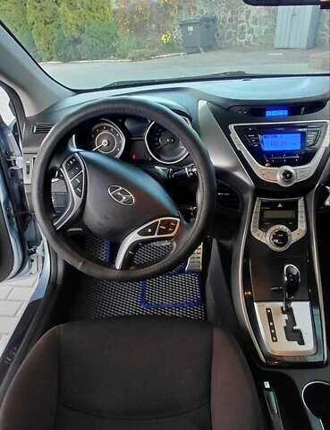 Синий Хендай Элантра, объемом двигателя 1.8 л и пробегом 145 тыс. км за 9700 $, фото 19 на Automoto.ua