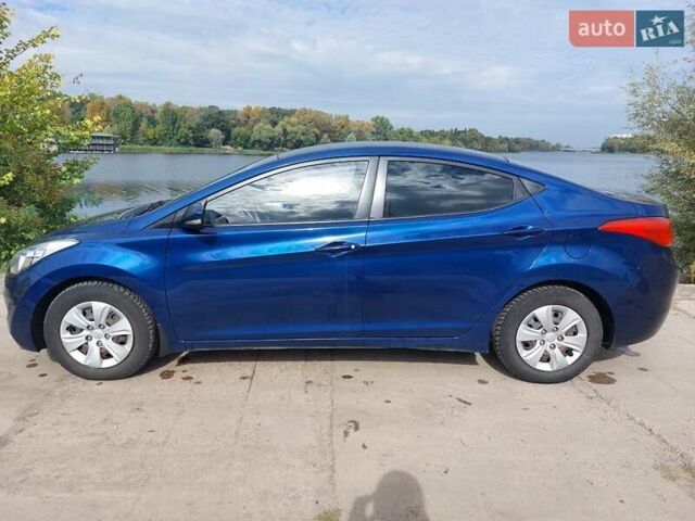 Синій Хендай Елантра, об'ємом двигуна 1.59 л та пробігом 173 тис. км за 7500 $, фото 4 на Automoto.ua