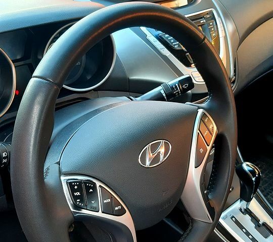 Синий Хендай Элантра, объемом двигателя 1.8 л и пробегом 221 тыс. км за 9100 $, фото 1 на Automoto.ua