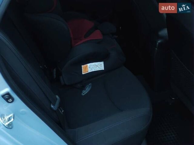 Синій Хендай Елантра, об'ємом двигуна 1.59 л та пробігом 97 тис. км за 10200 $, фото 2 на Automoto.ua