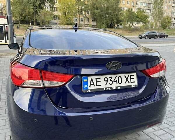 Синий Хендай Элантра, объемом двигателя 1.8 л и пробегом 219 тыс. км за 8700 $, фото 8 на Automoto.ua