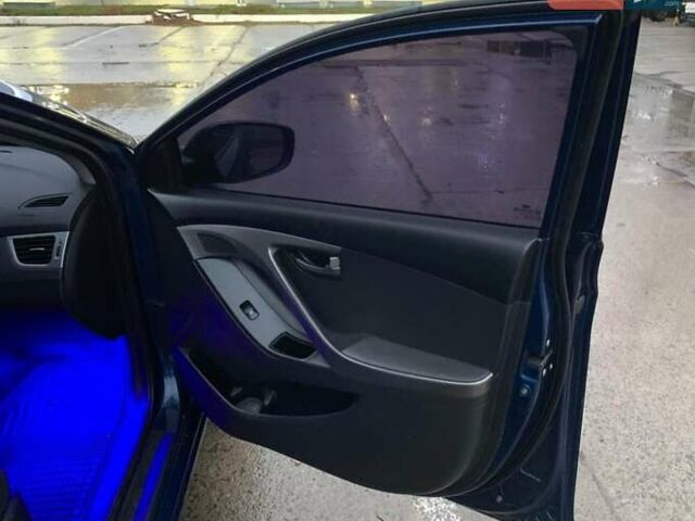 Хендай Элантра 2013 в Харькове на Automoto.ua Синий Хендай Элантра, объемом двигателя 1.59 л и пробегом 63 тыс. км за 9800 $, фото 22 на Automoto.ua