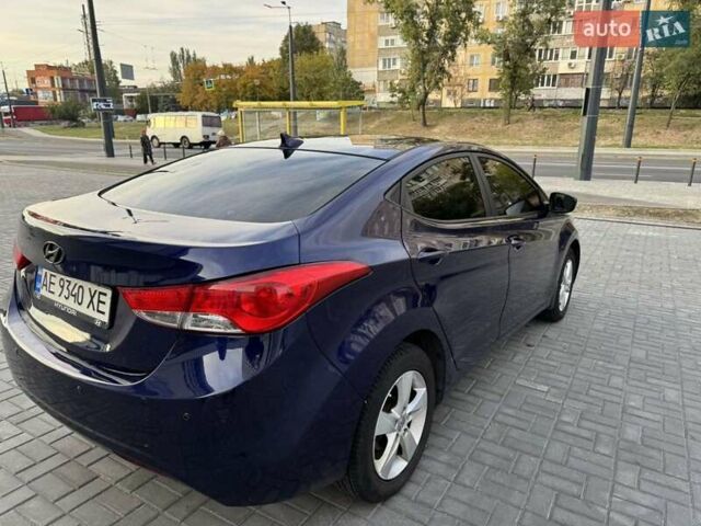 Синий Хендай Элантра, объемом двигателя 1.8 л и пробегом 219 тыс. км за 8700 $, фото 6 на Automoto.ua