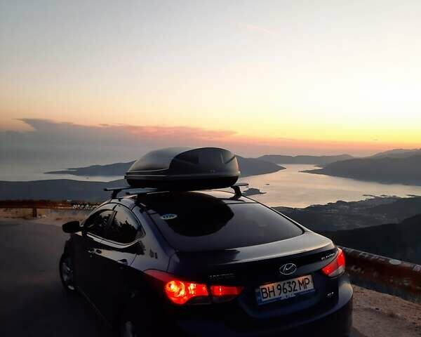 Синий Хендай Элантра, объемом двигателя 1.8 л и пробегом 254 тыс. км за 7500 $, фото 11 на Automoto.ua