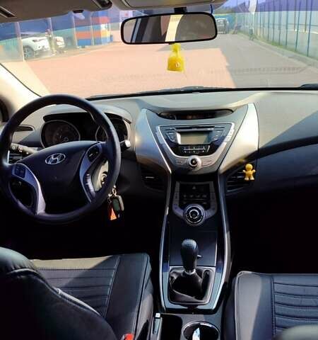 Синій Хендай Елантра, об'ємом двигуна 1.59 л та пробігом 96 тис. км за 8999 $, фото 5 на Automoto.ua