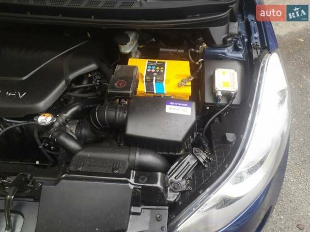 Хендай Элантра 2013 в Харькове на Automoto.ua Синий Хендай Элантра, объемом двигателя 1.59 л и пробегом 63 тыс. км за 9800 $, фото 28 на Automoto.ua