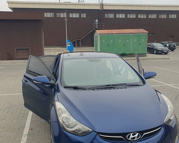 Синий Хендай Элантра, объемом двигателя 1.8 л и пробегом 195 тыс. км за 10300 $, фото 7 на Automoto.ua