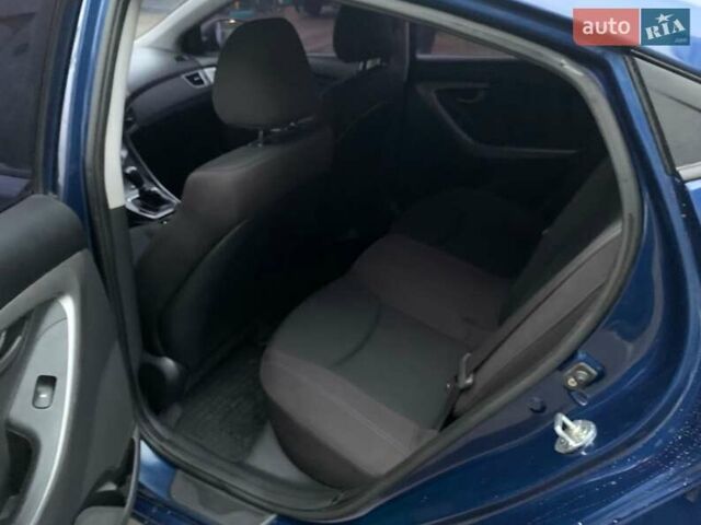 Хендай Элантра 2013 в Харькове на Automoto.ua Синий Хендай Элантра, объемом двигателя 1.59 л и пробегом 63 тыс. км за 9800 $, фото 17 на Automoto.ua