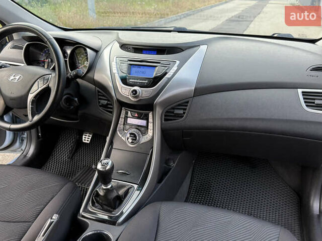 Синий Хендай Элантра, объемом двигателя 1.8 л и пробегом 172 тыс. км за 7990 $, фото 22 на Automoto.ua