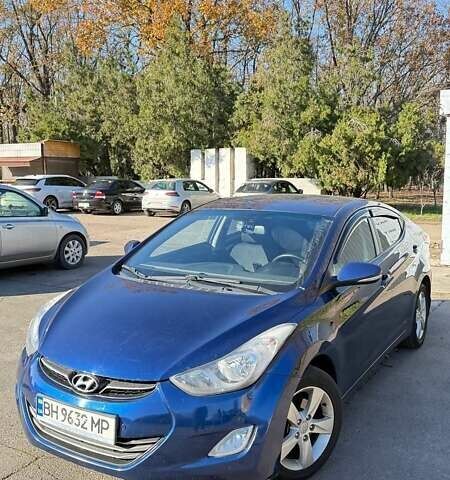 Синий Хендай Элантра, объемом двигателя 1.8 л и пробегом 254 тыс. км за 7500 $, фото 1 на Automoto.ua