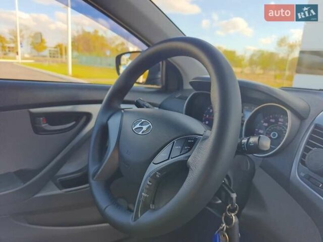 Синий Хендай Элантра, объемом двигателя 1.8 л и пробегом 169 тыс. км за 9200 $, фото 59 на Automoto.ua
