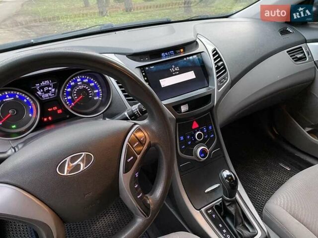 Синий Хендай Элантра, объемом двигателя 1.8 л и пробегом 166 тыс. км за 7000 $, фото 19 на Automoto.ua