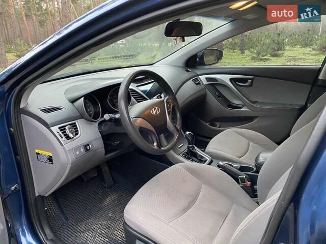 Синий Хендай Элантра, объемом двигателя 1.8 л и пробегом 166 тыс. км за 7000 $, фото 7 на Automoto.ua