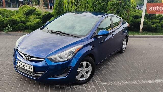 Синій Хендай Елантра, об'ємом двигуна 1.8 л та пробігом 200 тис. км за 8900 $, фото 1 на Automoto.ua